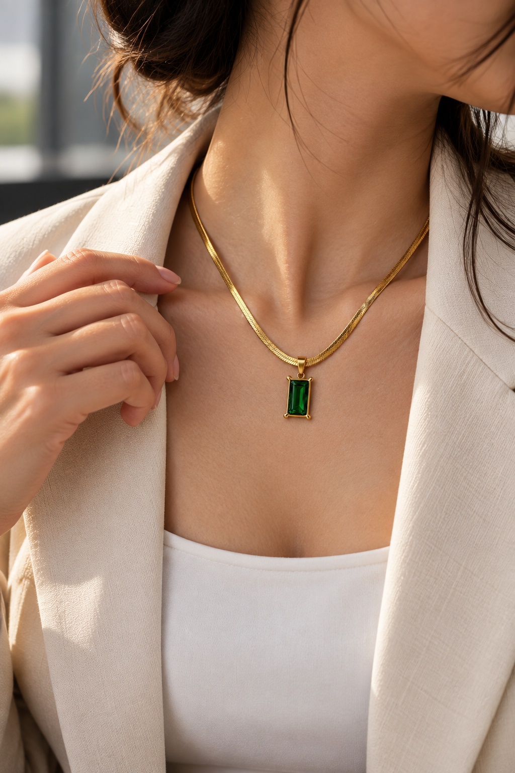 Emerald Green Pendant Necklace