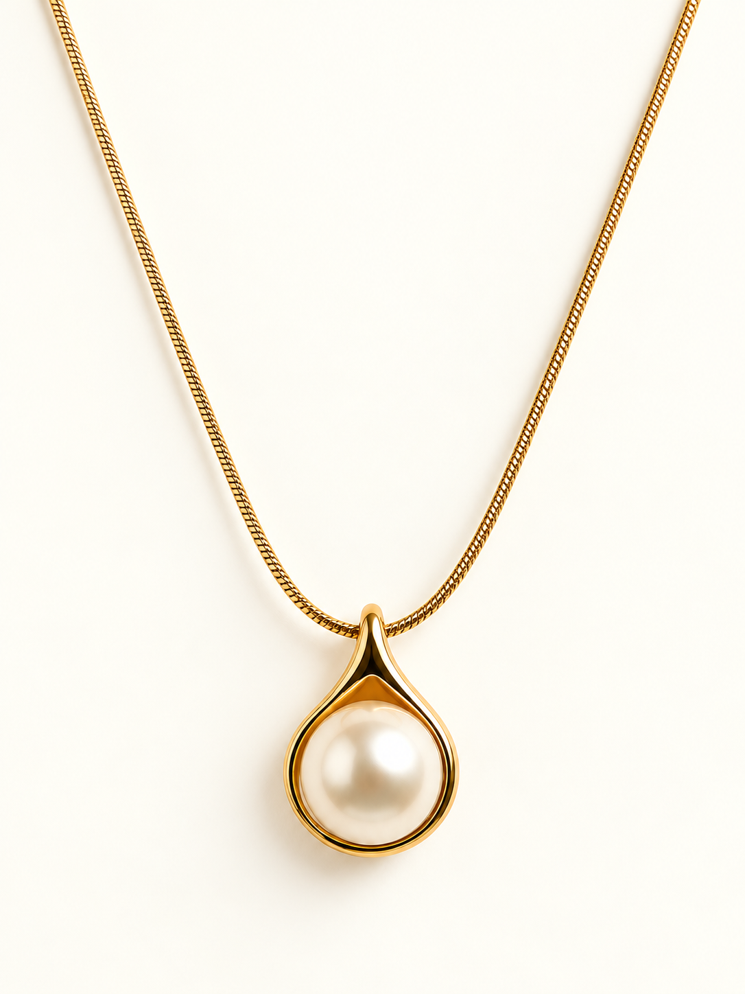 Golden Pearl Teardrop Necklace