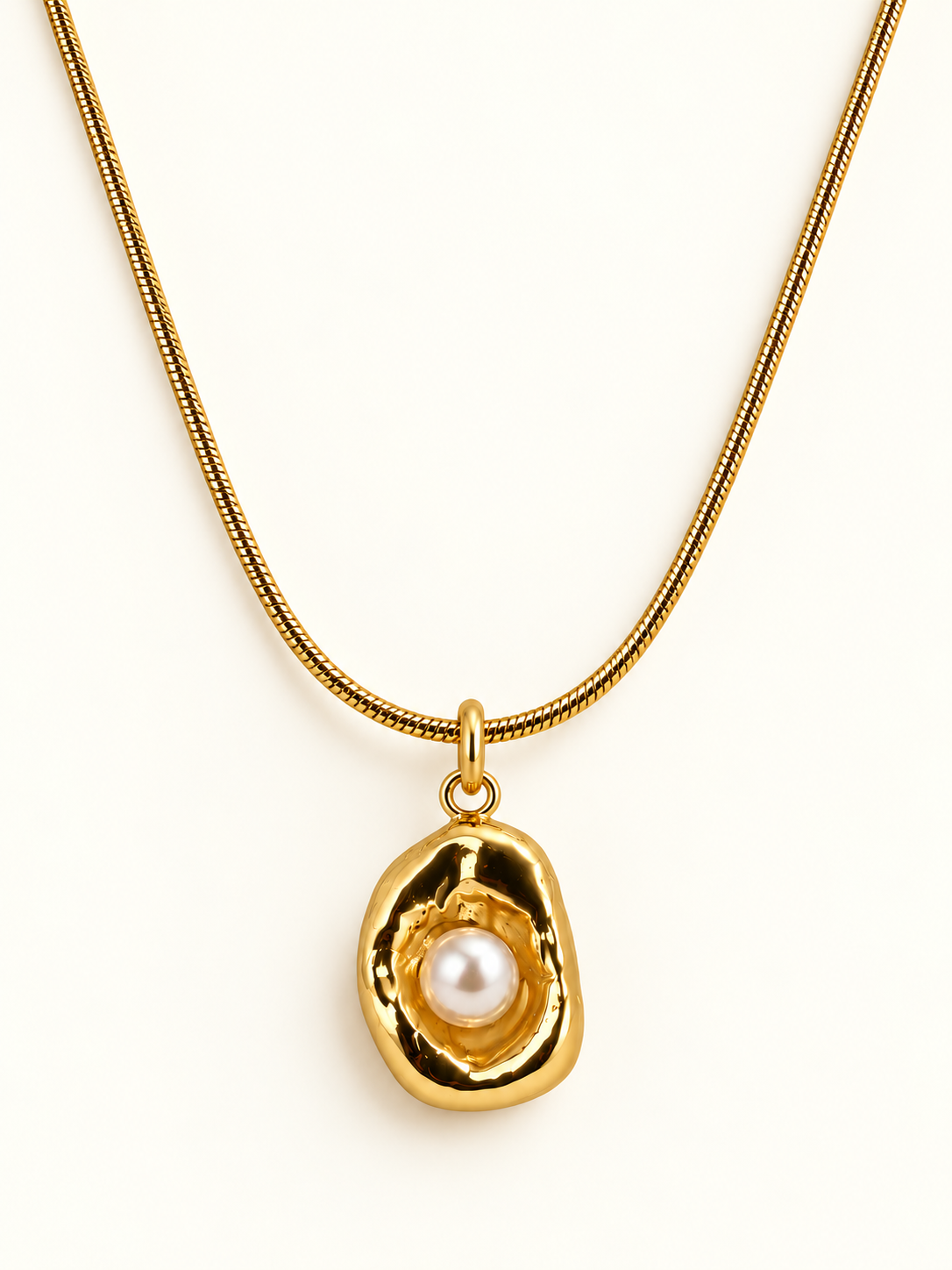Golden Pearl Halo Necklace