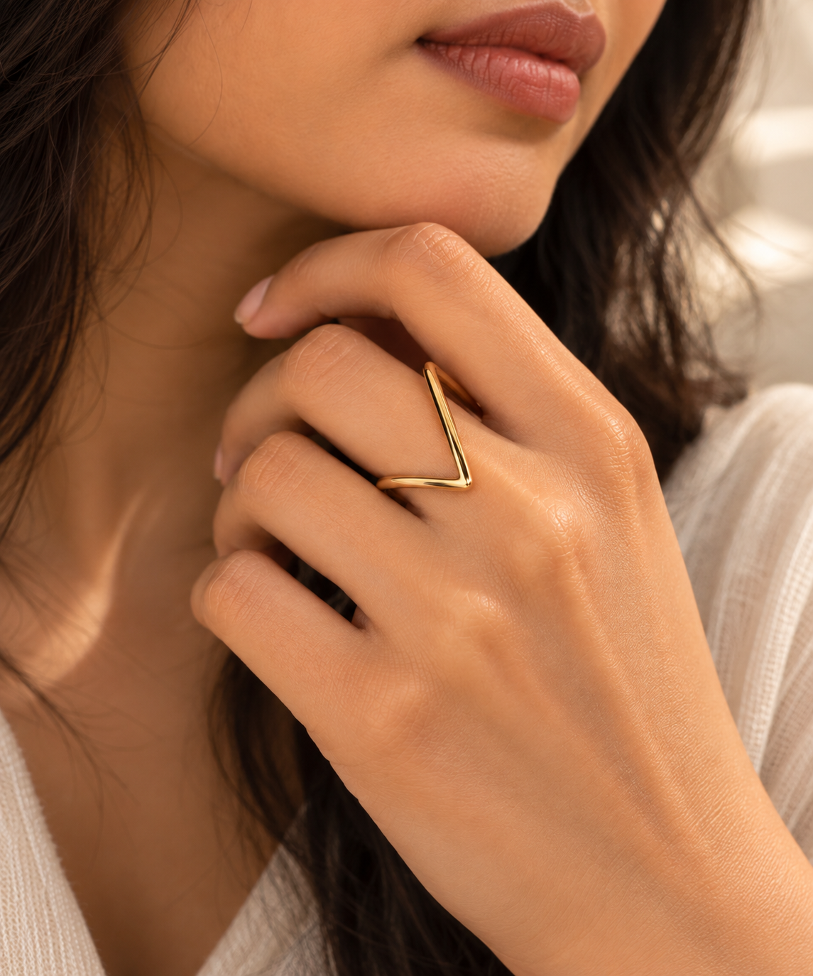 V-Shaped Minimalist Ring