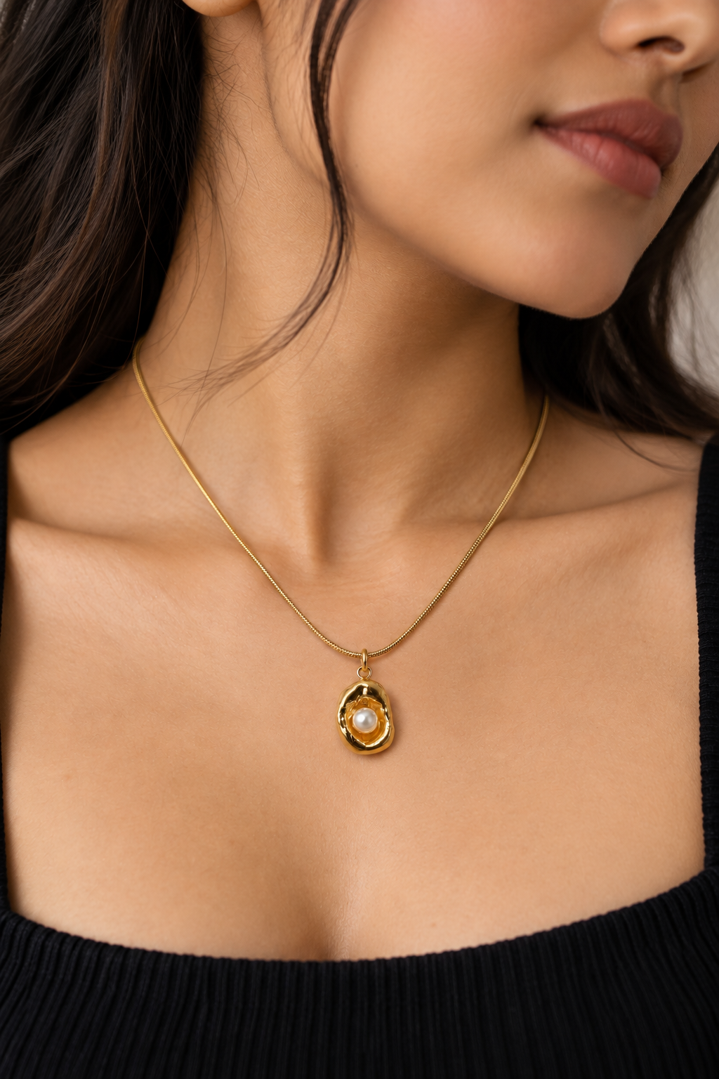 Golden Pearl Halo Necklace