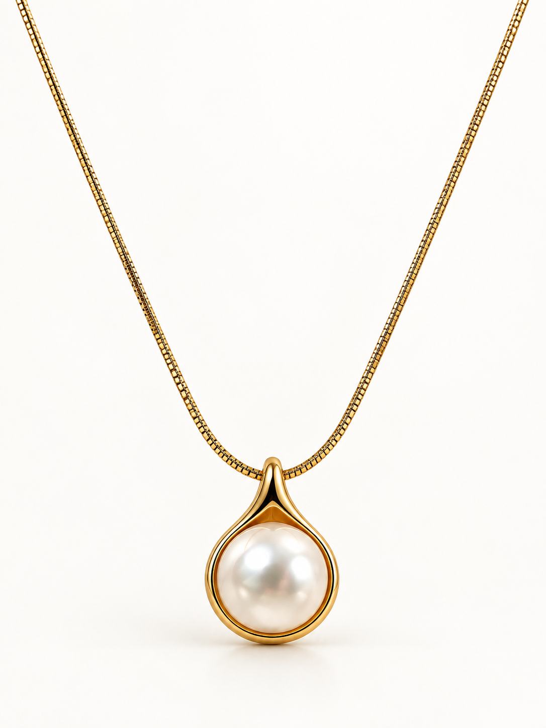 Golden Pearl Teardrop Necklace